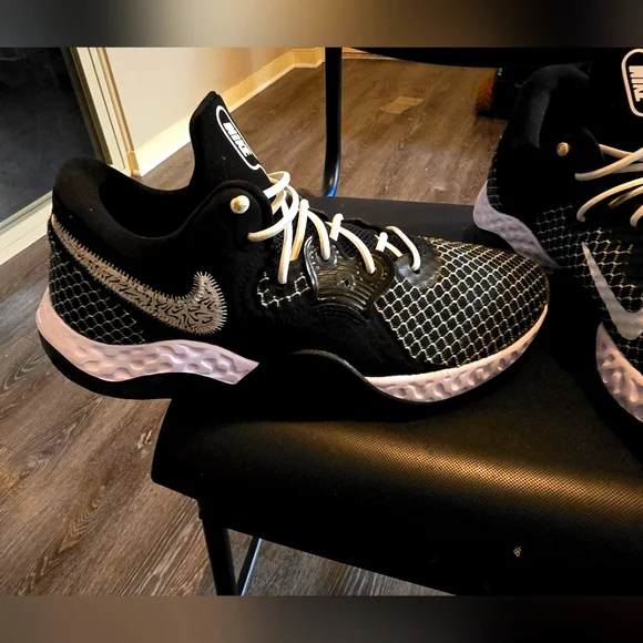 Nike "RENEW ELEVATE 2" BASKETBALL Shoes Men's Size: 9.5 NWB - Picture 4 of 10